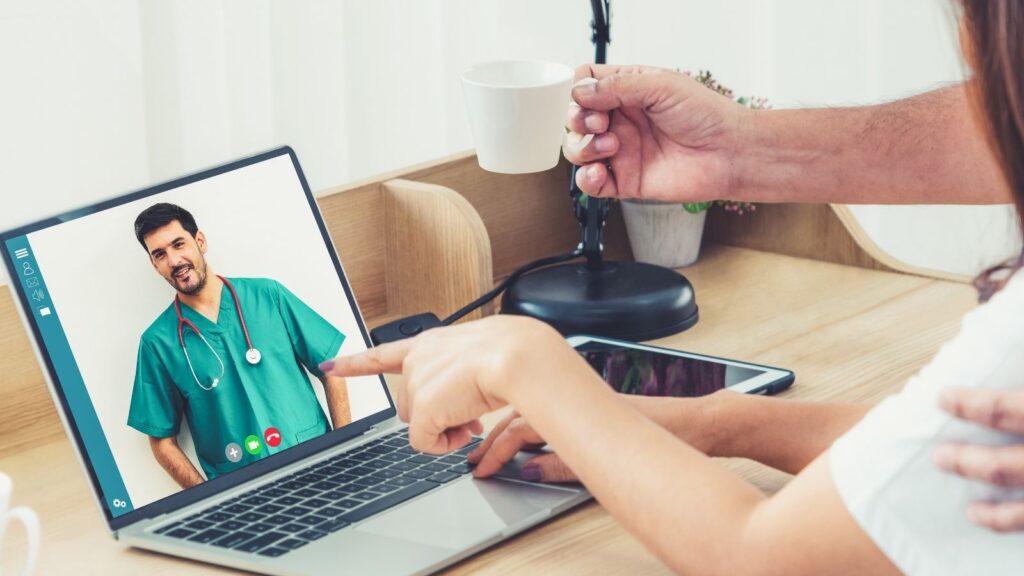 Teleconsultation via computer communicator